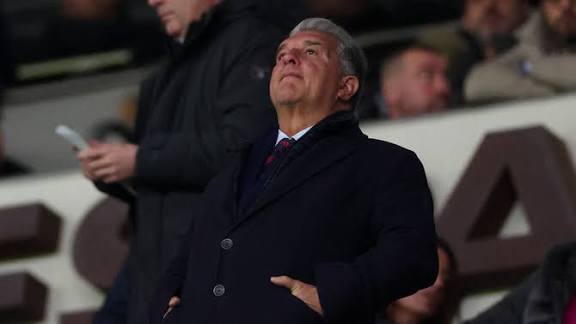 塞尔电台：由于豪尔赫·门德斯和皮尼·扎哈维的影响，俱乐部内部存在很大的不满情绪，