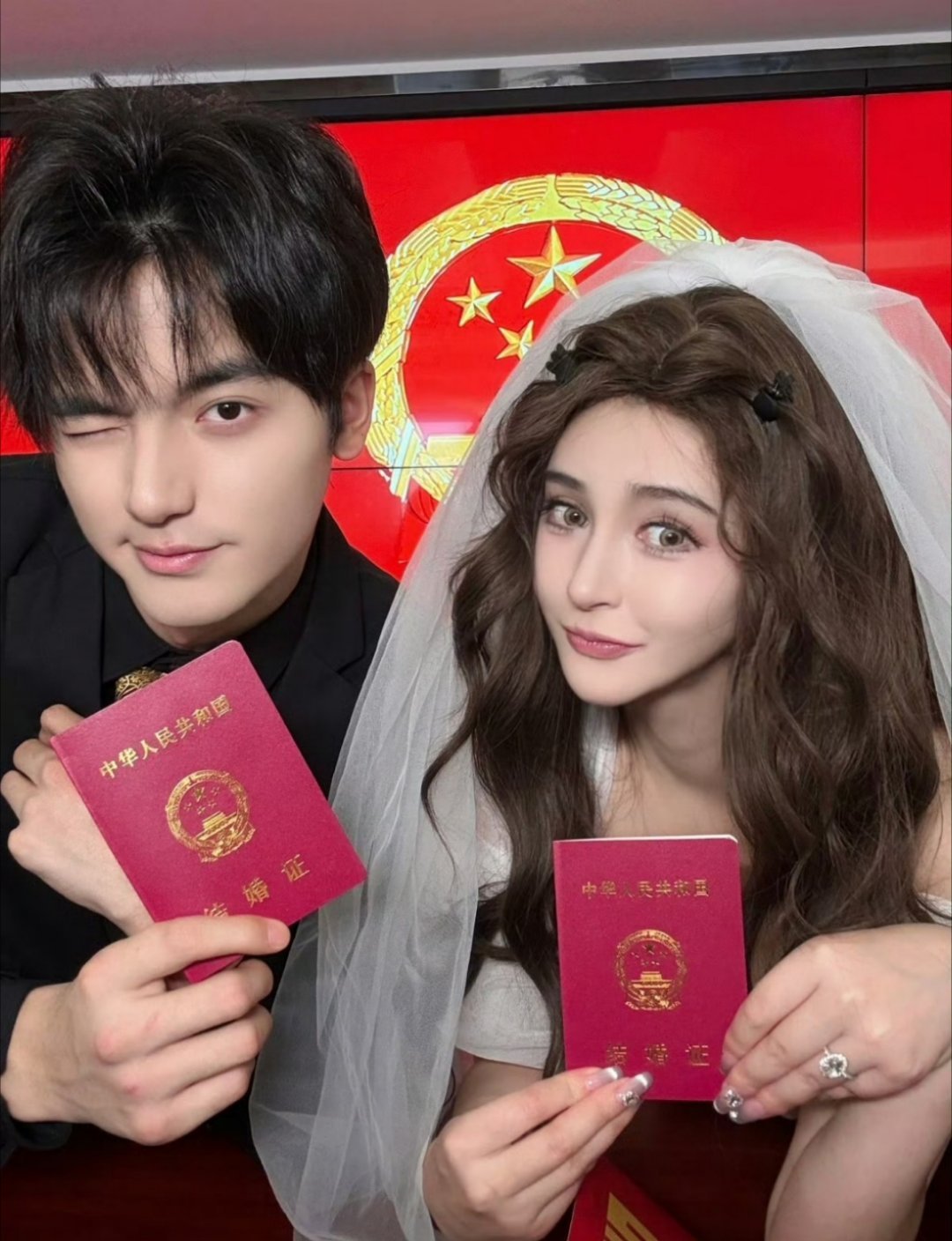 李心艾老公宣布退圈做演艺圈也挺难的 尊重他的决定！ 