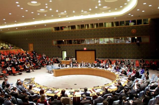 美国欠费风波再起，中国在联合国点名背后，是一笔不能再拖也不能打折的规则账。

联