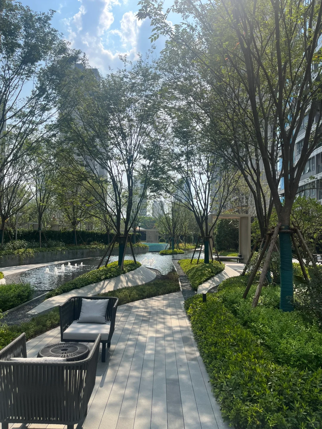 聊聊前湾国际降价对于经开市场的影响