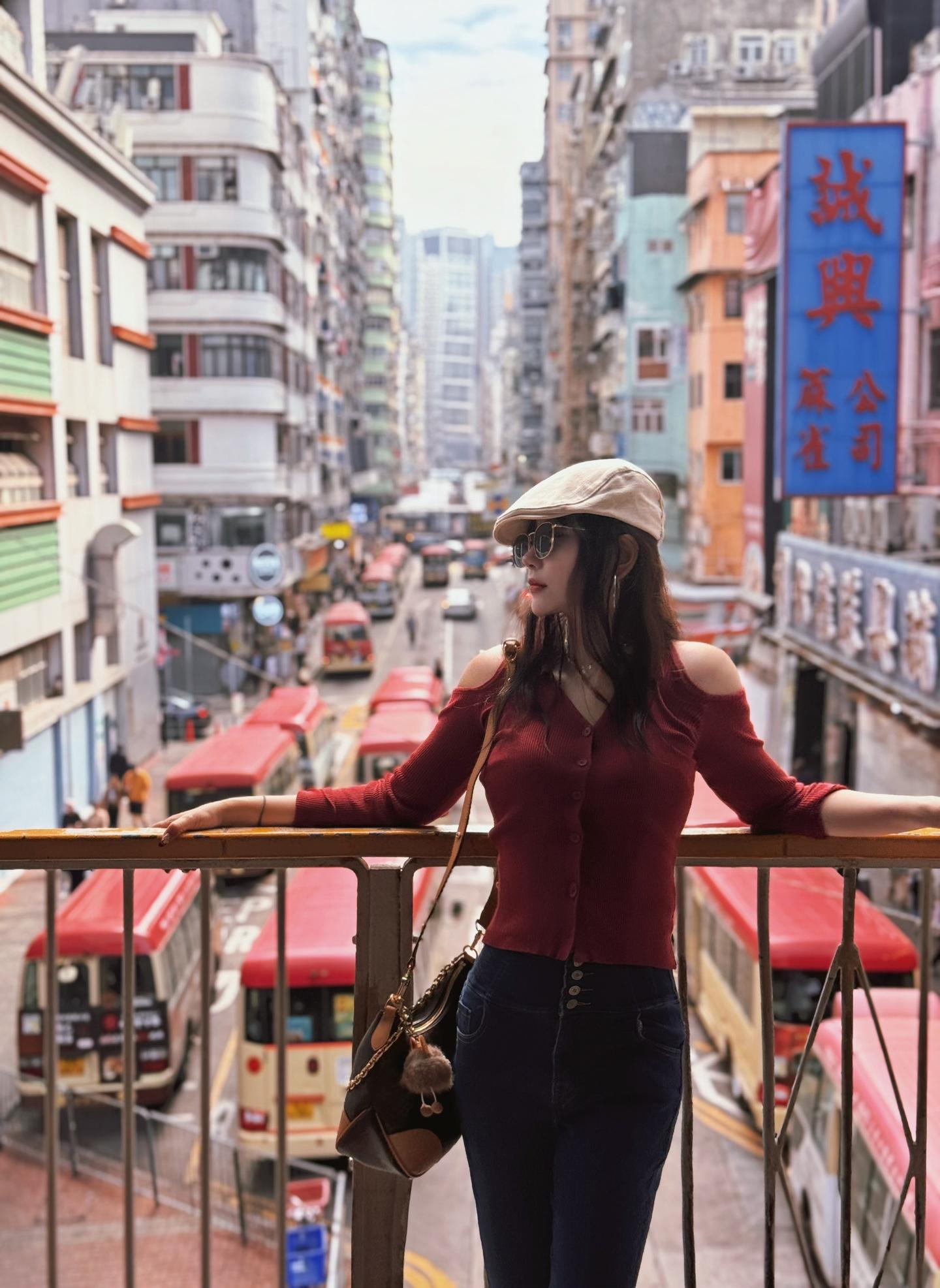 “我同你港，做人呐，最緊要就係開 ”香港很好，但是不会再来了 🇭🇰