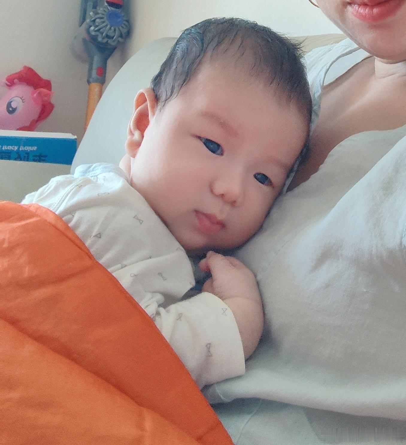 两个人真的很难同时好看。 漯河·昌建·东外滩
