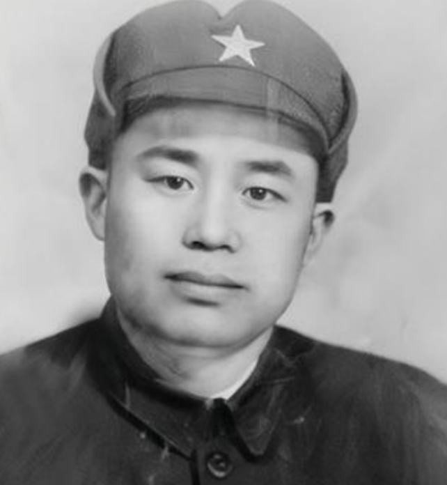 1943年，王近山随手消灭180名日军，但在清点战利品时，战士却疑惑道：“枪呢？