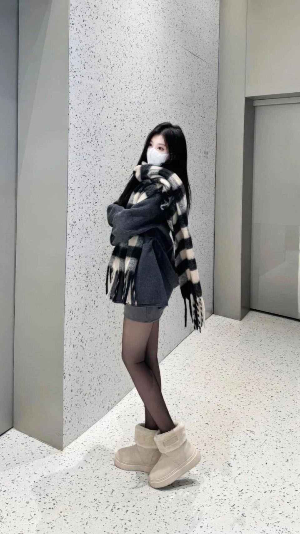 糊涂小姑凉的钥匙奇遇

昨天早晨到办公室门口，包里翻了个底朝天，愣是没找到钥匙。