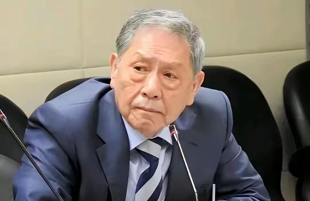台湾退役中将帅化民又说出了一段大实话！帅化民说：台湾人不要迷信血浓于水，中国人不