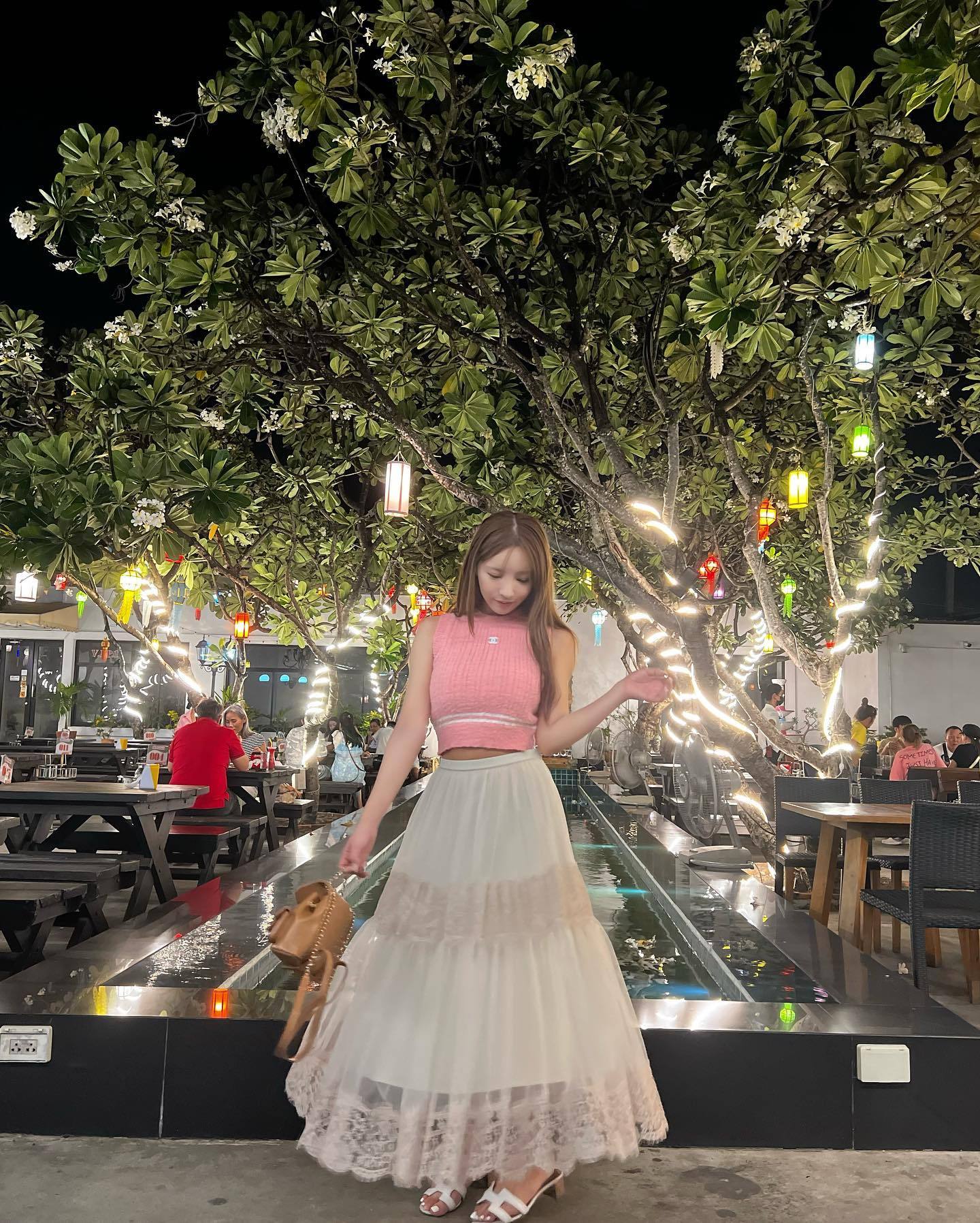#没房贷的下属# 朋友圈一直在旅游，在旅游，在旅游 ​​​
