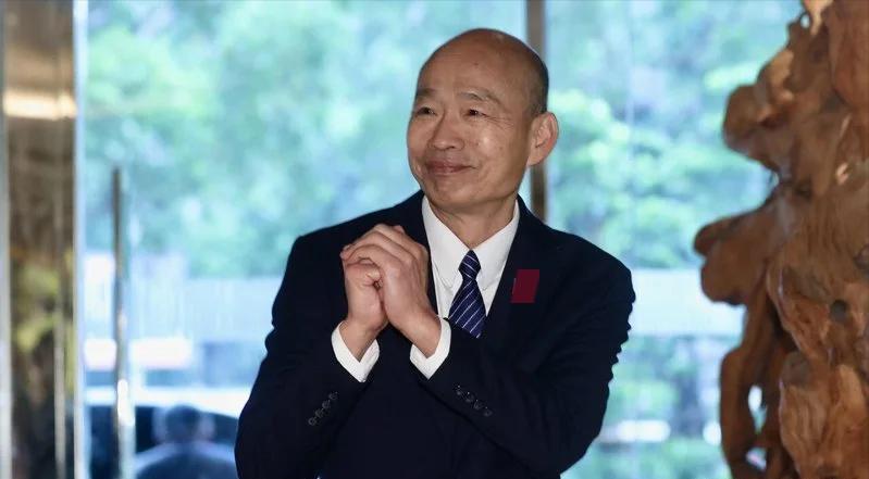 韩国瑜缺席这场备受关注的七七抗战纪念活动后，外界关于两人此前和解传闻的讨论瞬间发