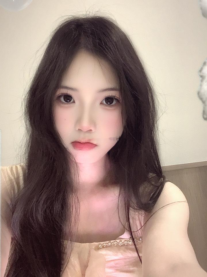 我还有一个很不好的习性，太过完美主义，不能接受自己在工作中出错一旦被人指出就会特