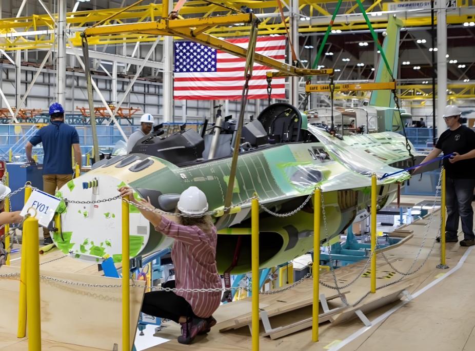 洛克希德・马丁的生产线突然停了，不是缺订单，是中国冻结了他们在华的全部资产。
