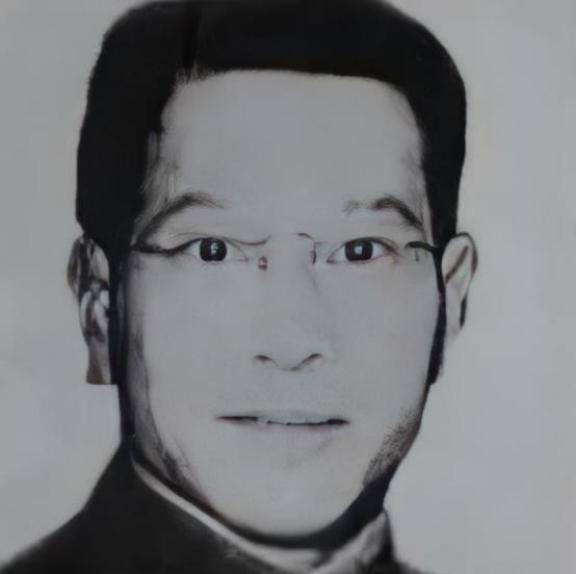 1945年，中统的徐恩曾被撤职后，无事可干的他改经商卖黄豆，囤了30万斤黄豆后，