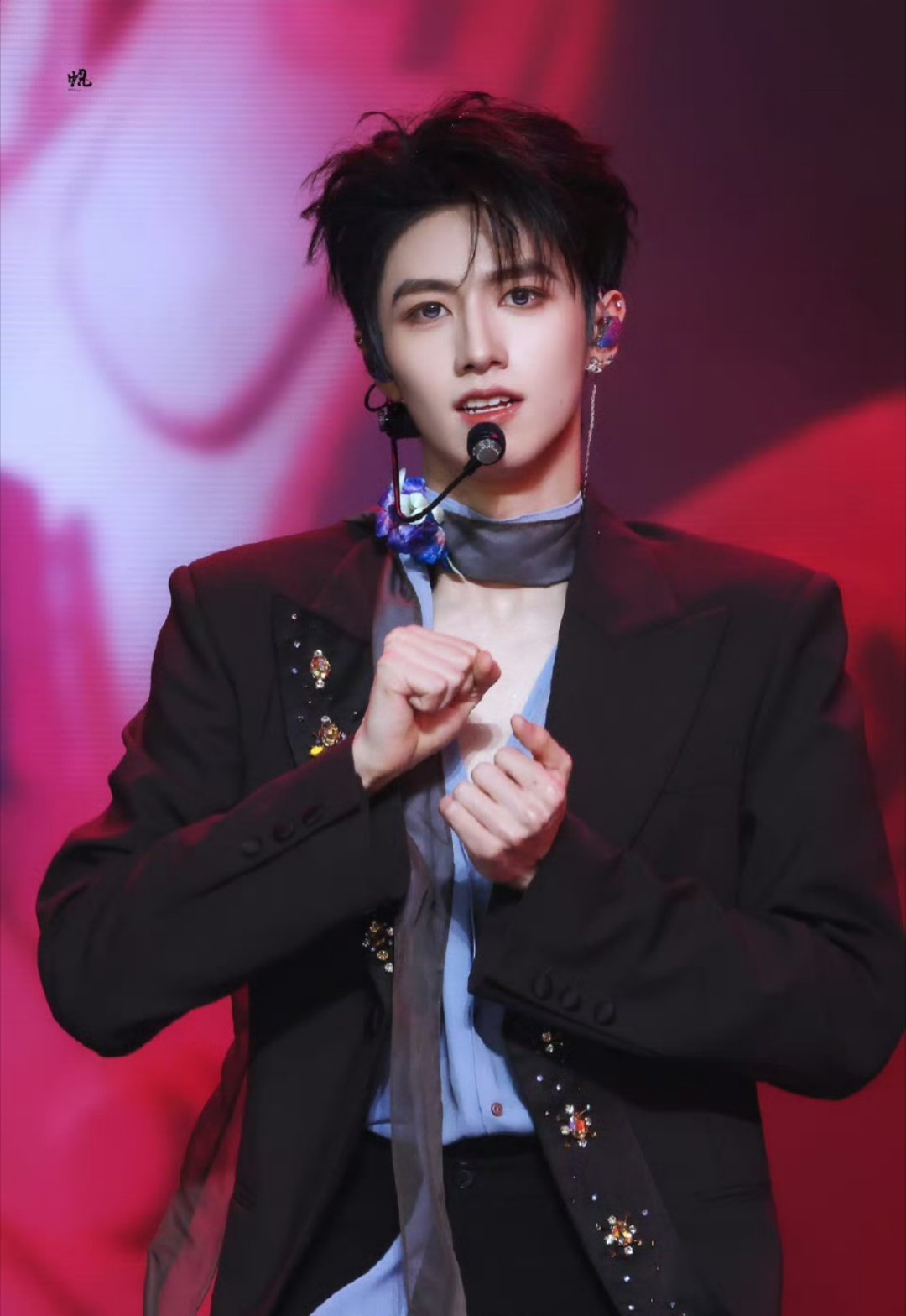 登陆少年澳门演唱会饭拍图TOP登陆少年澳门演唱会饭拍图，被谁帅到了？朱志鑫，张泽