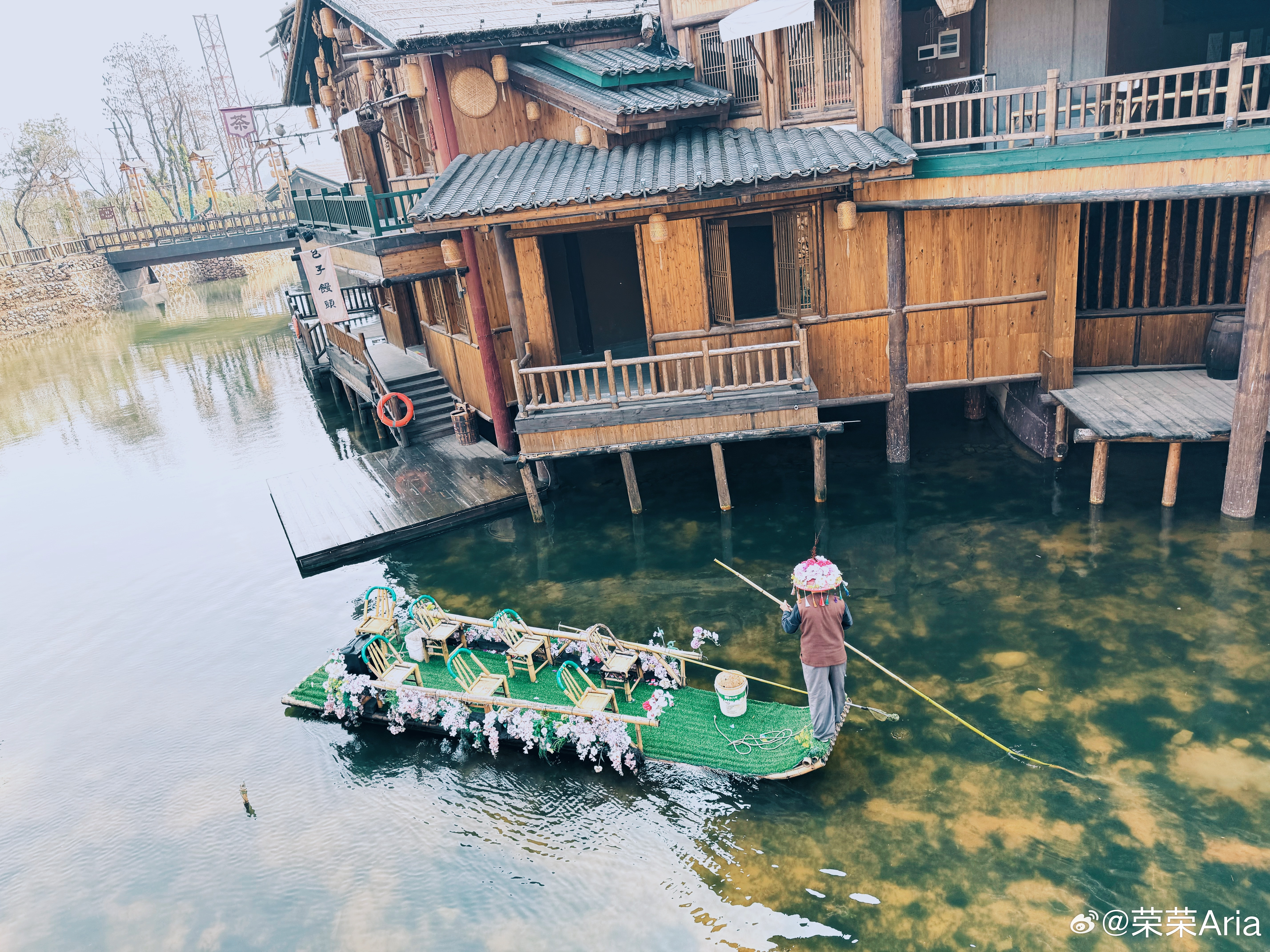 妇女节快乐我们单位上午开展了“巾帼踏春，漫游江夏里”三八妇女节健步行的活动。 