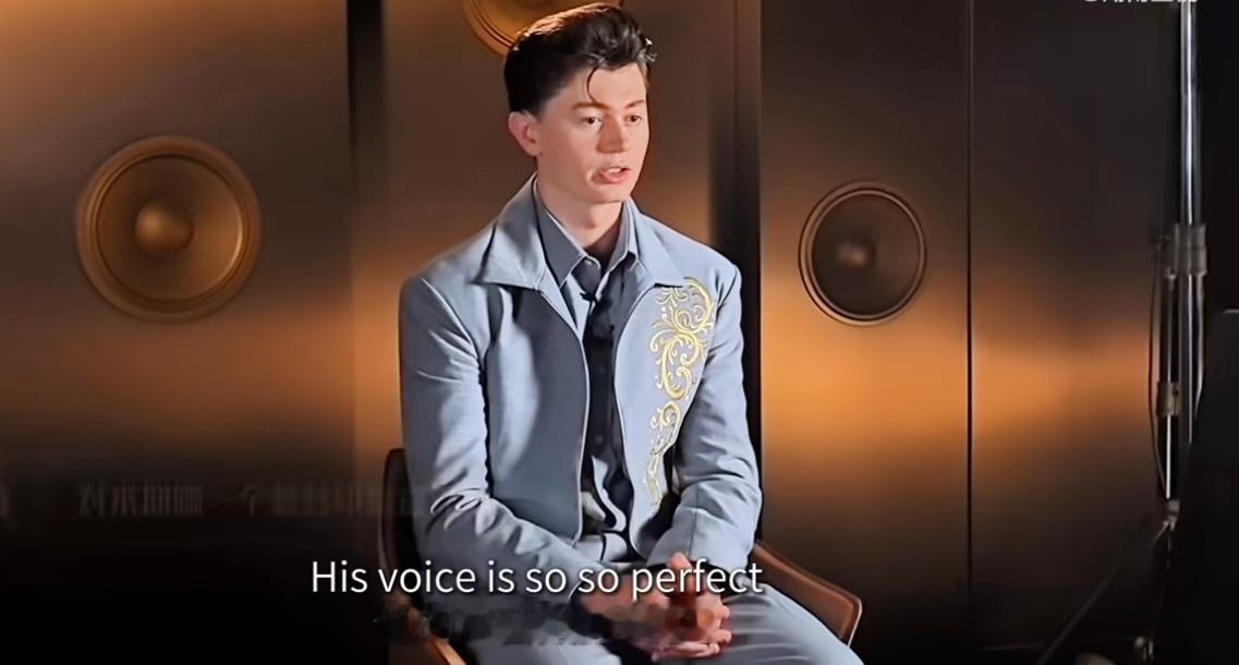张远壁上观现场稳如录音🐦艾略特说张远唱歌听起来像录音 稳和完美只是实力的一小部