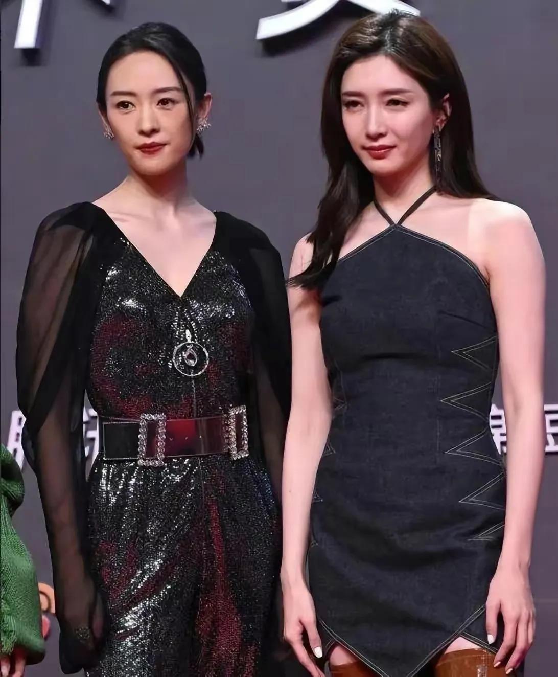 什么眼神，竟然有人说童谣比江疏影好看。我怎么觉得还是江疏影好看呢？江疏影大气，漂