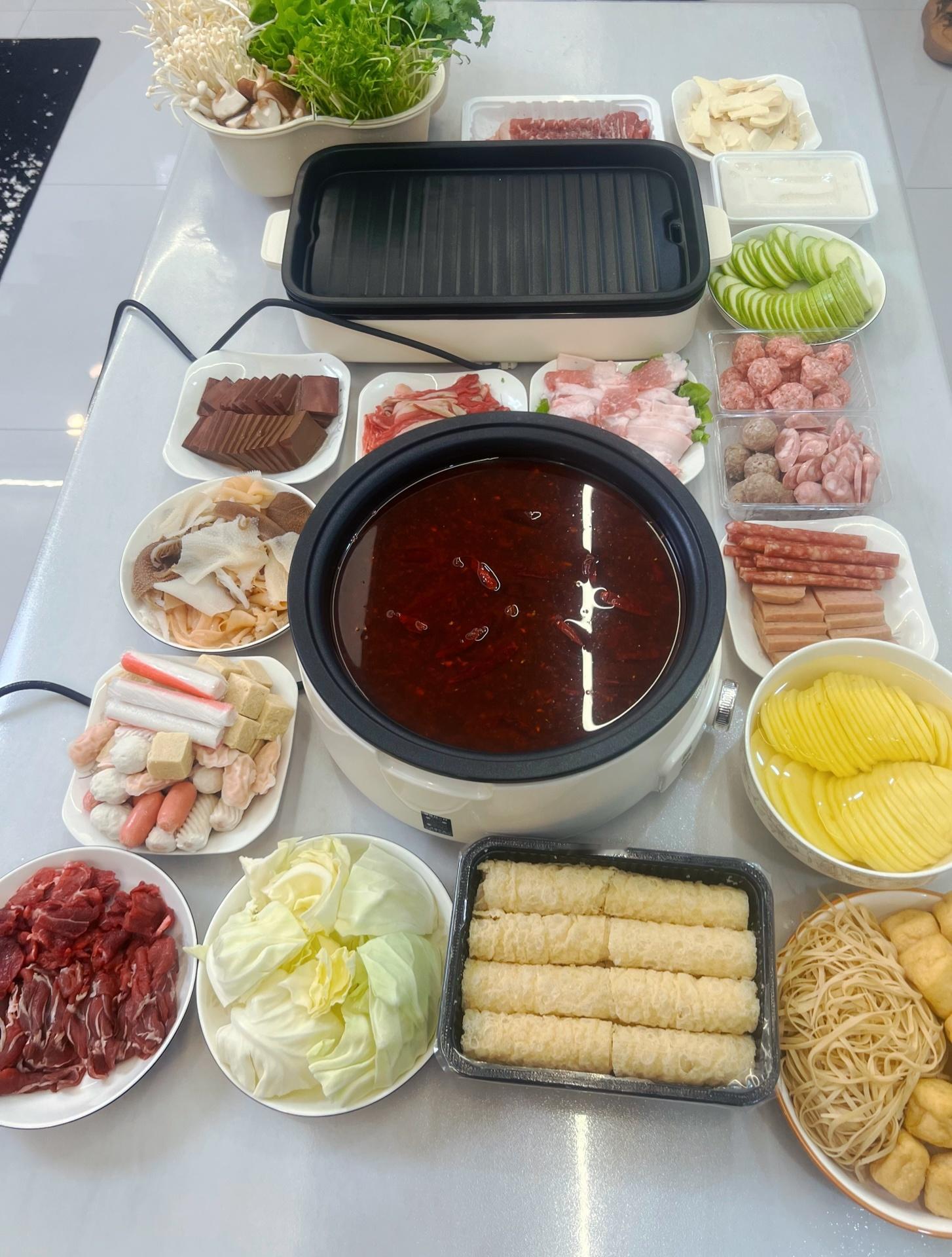 今天又吃火锅又吃烤肉🍖 