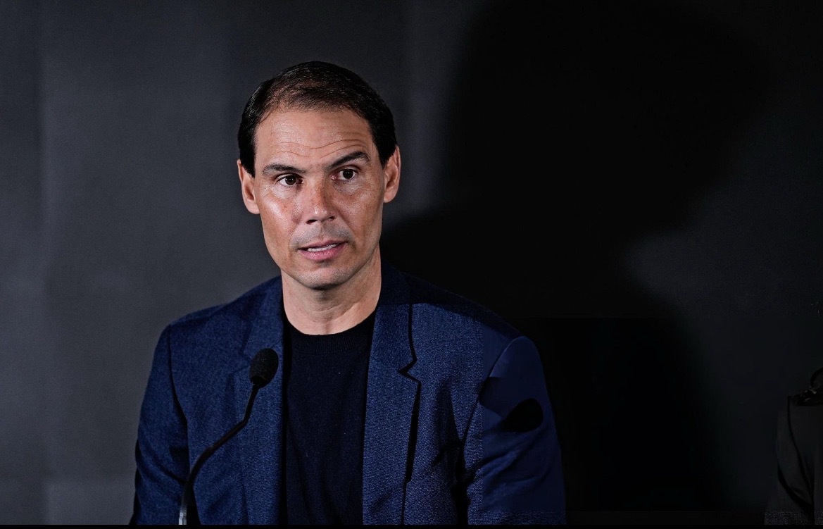 网球talking大会阿尔卡拉斯无缘迈阿密16强 在获得马德里理工大学荣誉学位后