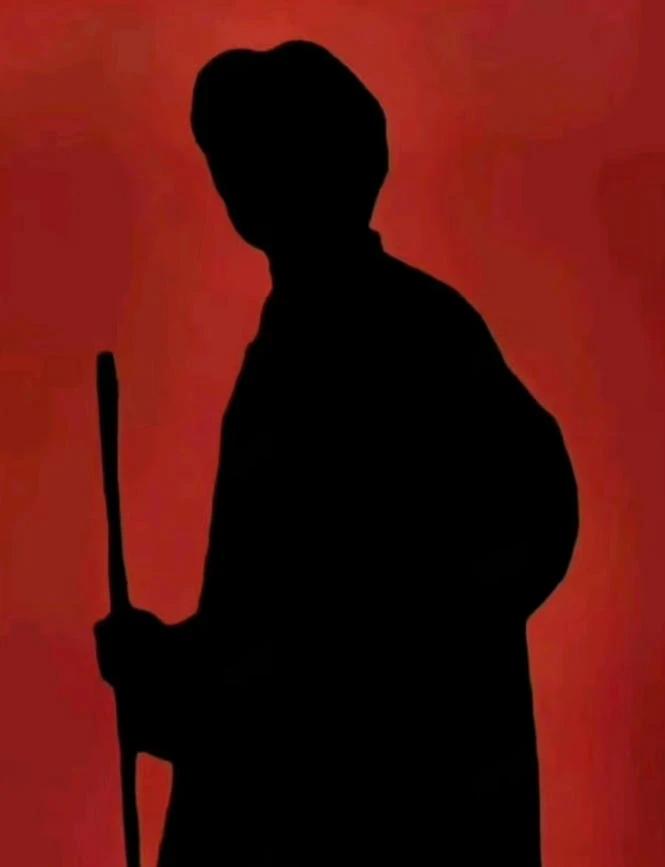 到底谁说俄罗斯是战斗民族？难道被人堵在家里，不停的用棍子戳，戳急了，嗷的一声扑上