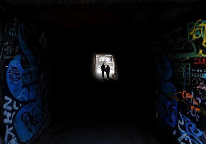 落入生活的光｜Dima Zverev  