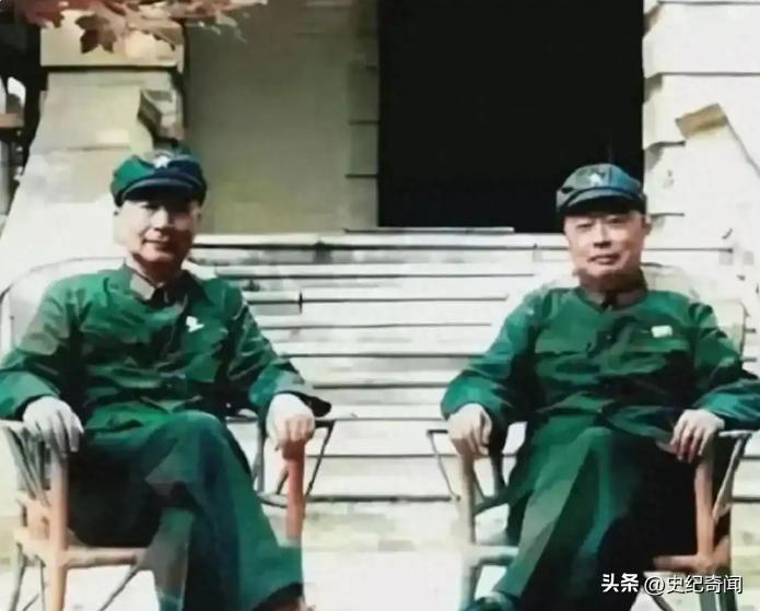 1971年，患癌的陈毅对聂帅说：“今年我们参军45年，来，我们两个老战友、老朋友