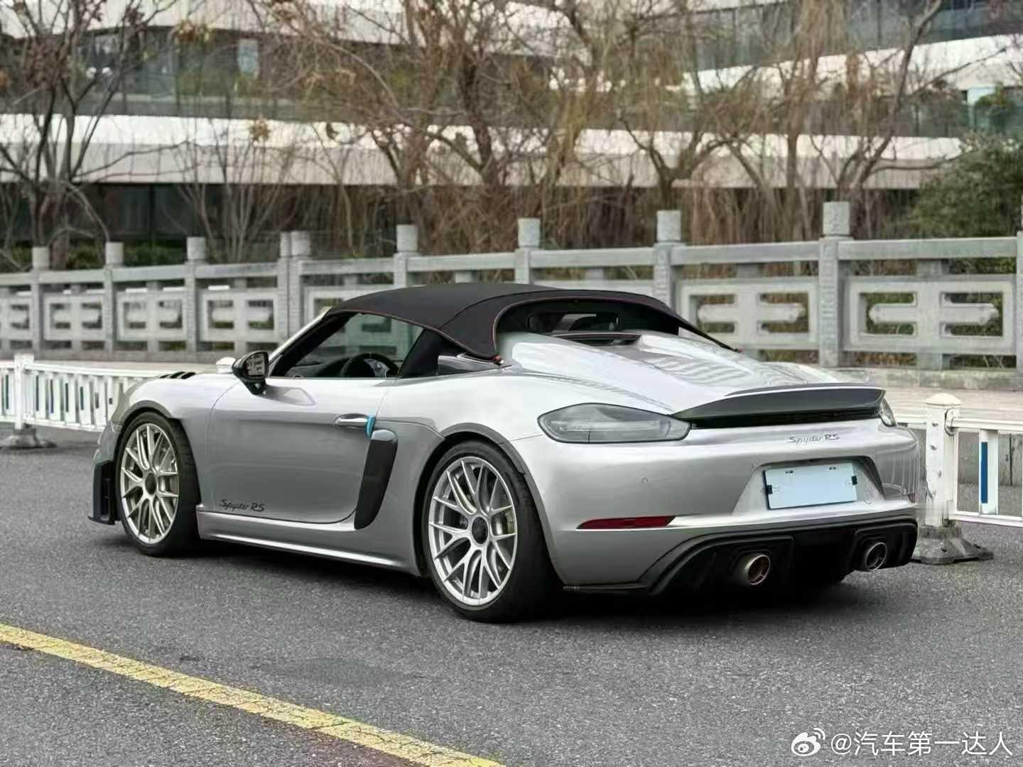 保时捷718 Spyder RS，高定版配色与配置 