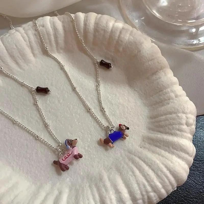 女生选合金吊坠，重点看这几点 这款胜馨饰品的合金吊坠适合女生日常佩戴。风格清新甜
