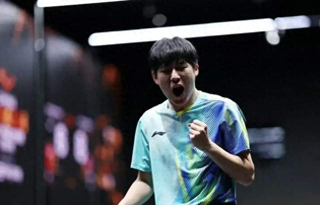 张本智和又栽了！周启豪3-0零封晋级，19岁温瑞博决胜局被逆转