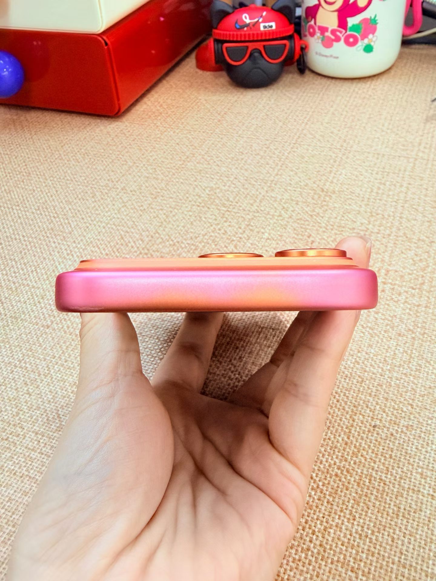 精品二手机苹果17Pro 256橙电池效率92%，三星G9N屏机身无磕碰划痕，全