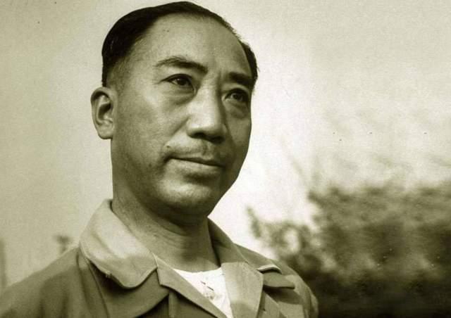 中统早成立10年却被军统碾压，不是戴笠厉害，是有人故意偏帮
 
中统早成立10年