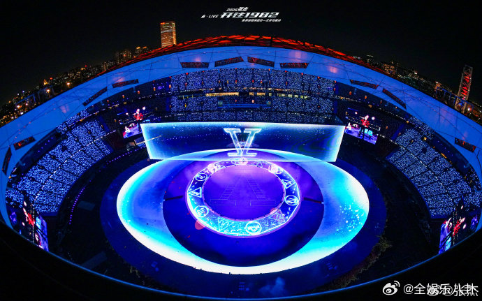 张杰张杰演唱会每一场都有新惊喜张杰真的把演唱会玩明白了！每一场都有新惊喜，上了张