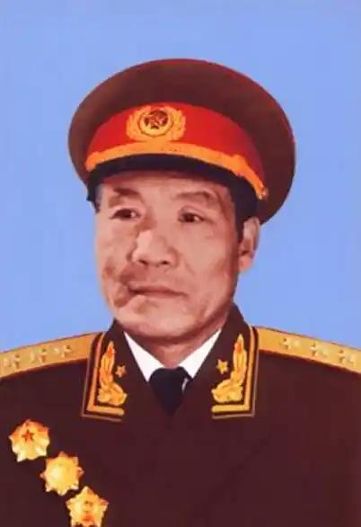 开国上将李达在老家有一个大儿子，1959年来找李达，想让父亲给他安排一份工作，李