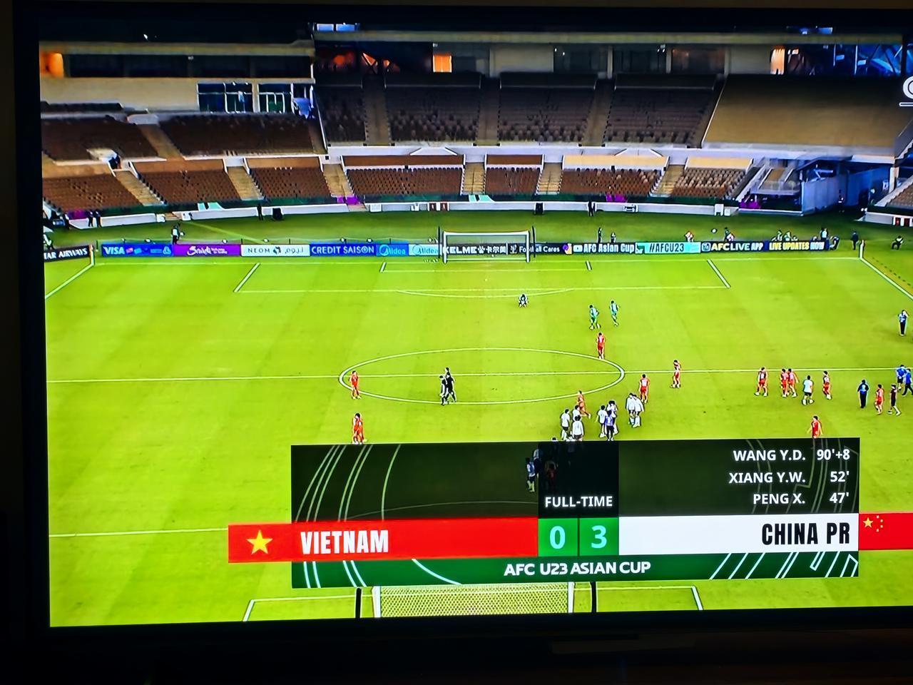 中国队的球迷有多久没这么爽了？！好看吗，有观赏性吗？！哈哈哈。决赛，3天以后，拿