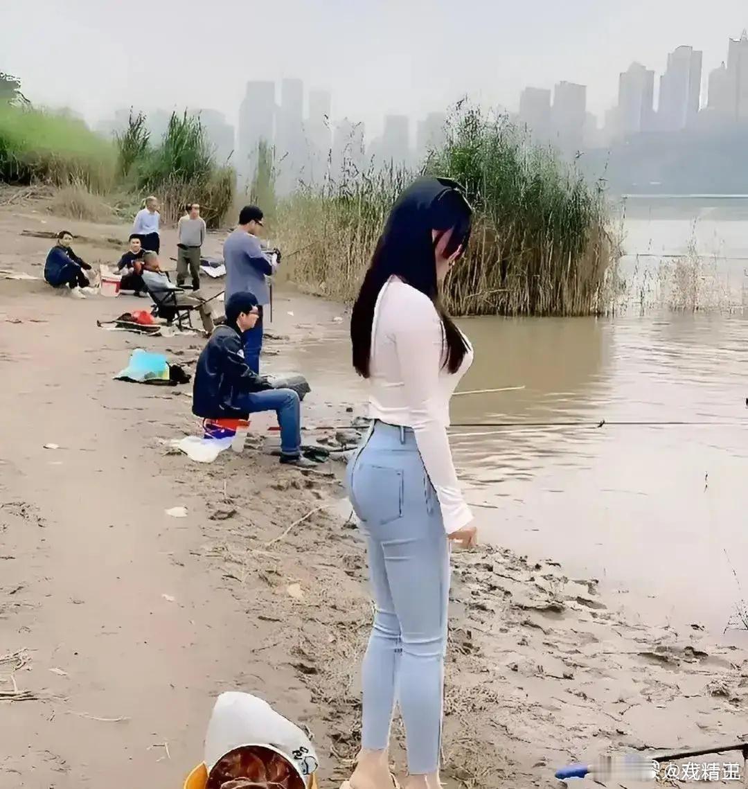 据我所知，女人喜欢钓鱼的人很少 ​​​