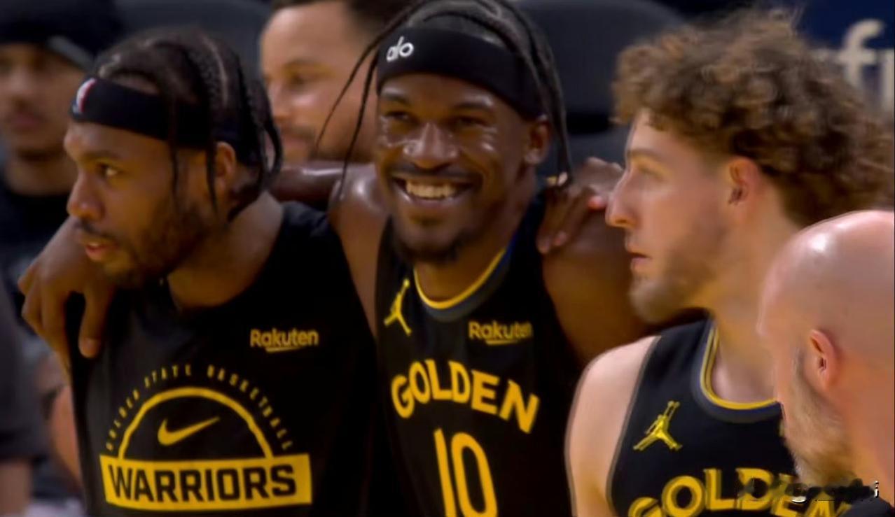 让人难过！阿德巴约谈巴特勒赛季报销：

“这让人难过。”

“为吉米送上祝福。”