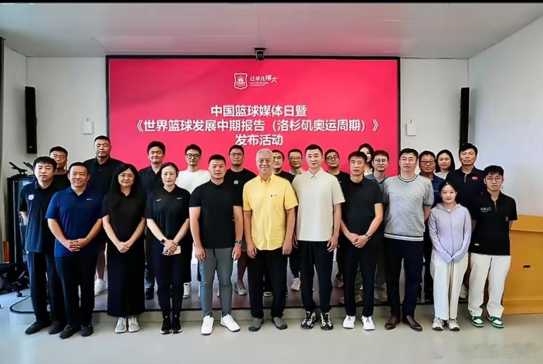 坦白来说，中国男篮冲击洛杉矶奥运周期基本不要抱有太大期待。纵观当下国内篮球大环境