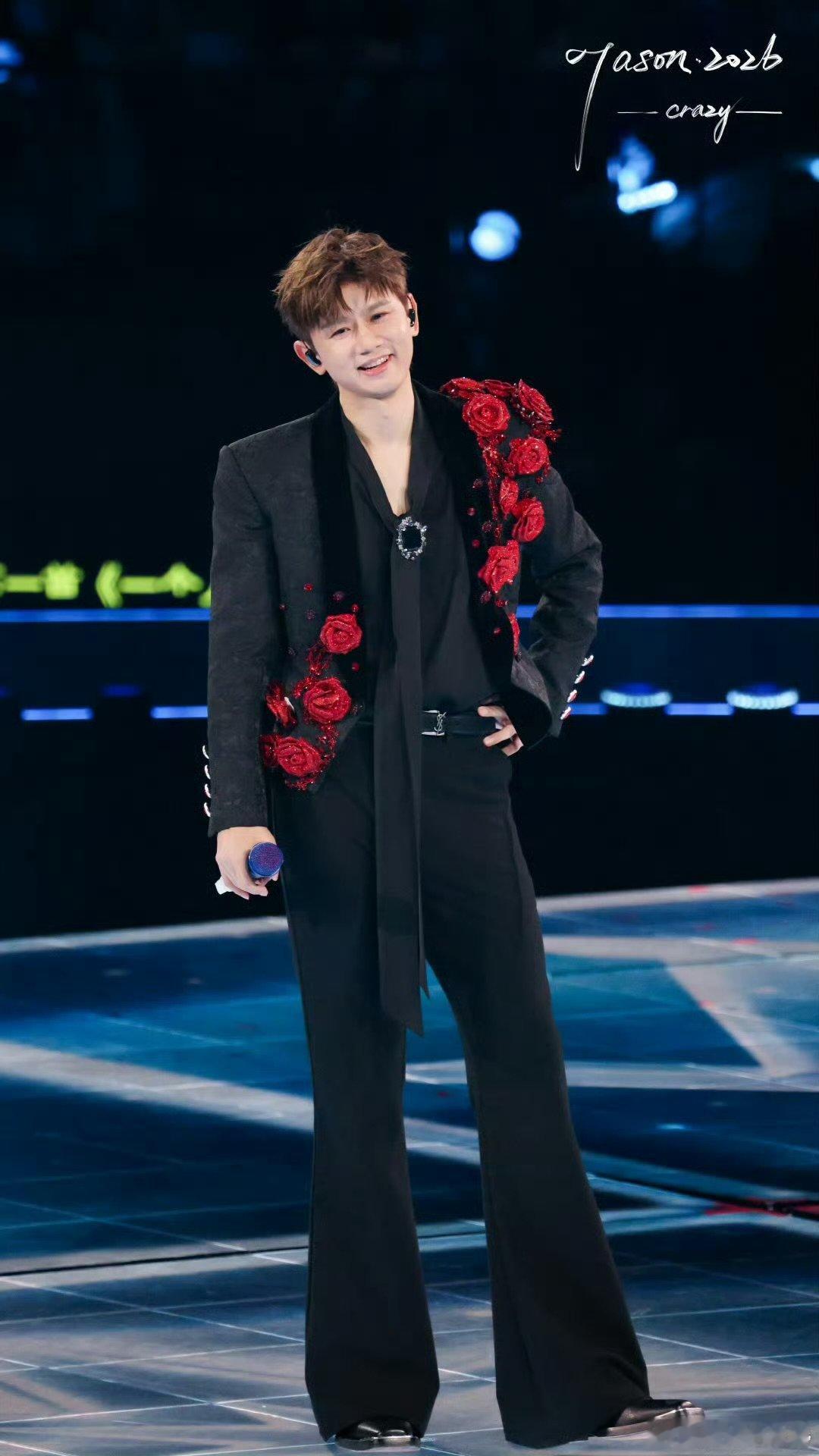 张杰演唱会歌单周周上新 张杰未LIVE巡回演唱会 现场大合唱预定！这些新歌一响起