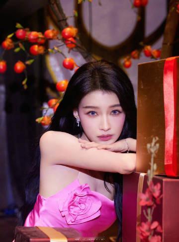 孙怡虽然离过婚有过孩子，身材依然那么迷人 ​​​