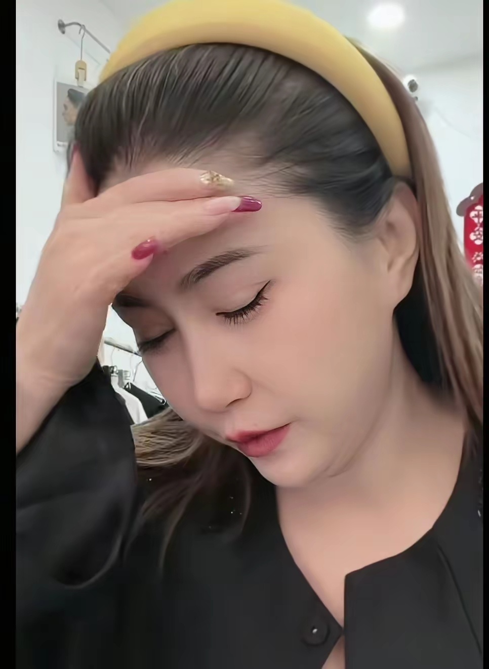 39岁网红去世前一直喊打120王炸姐脑出血去世了，山西买衣服的网红，从发病到去世