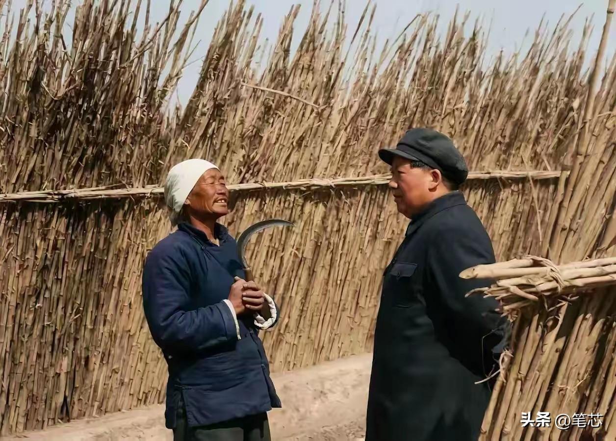 这个画面是真的感人，伟人心中有人民