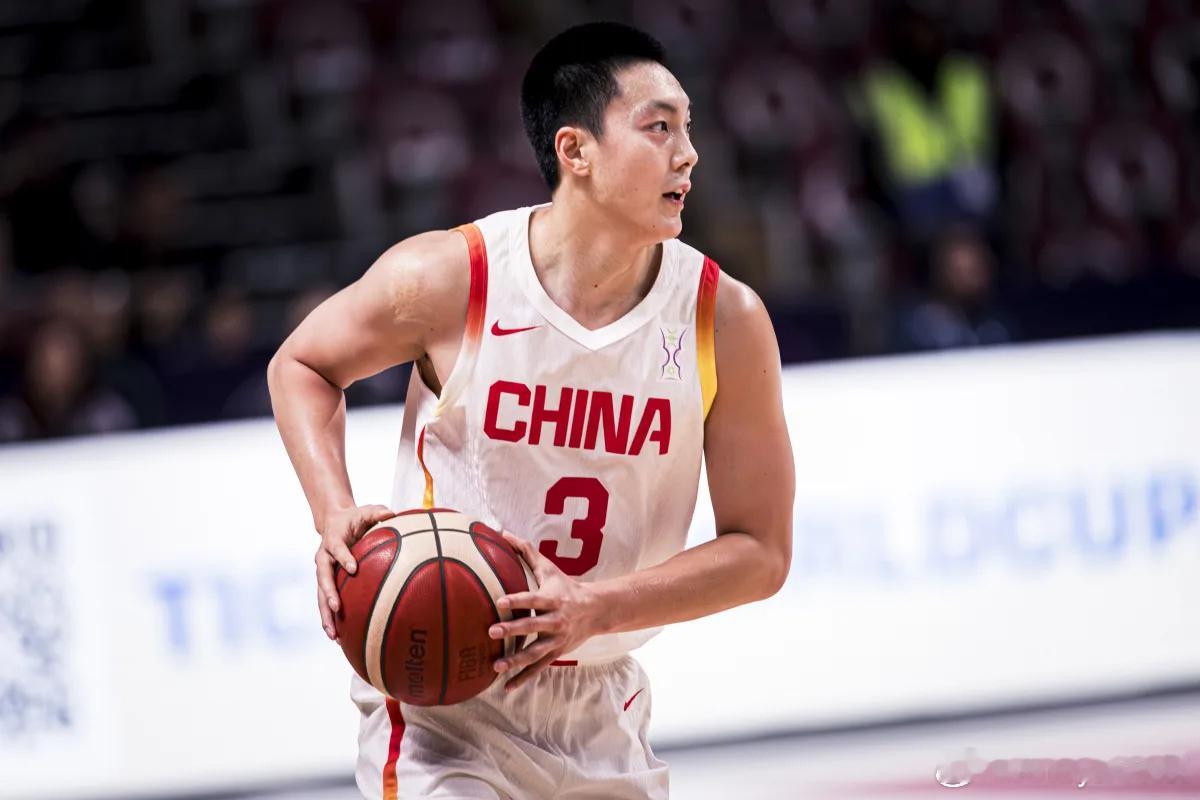 强哥带队三连胜，小组头名出线！无惊无险中国男篮小组第一出线 ​​​