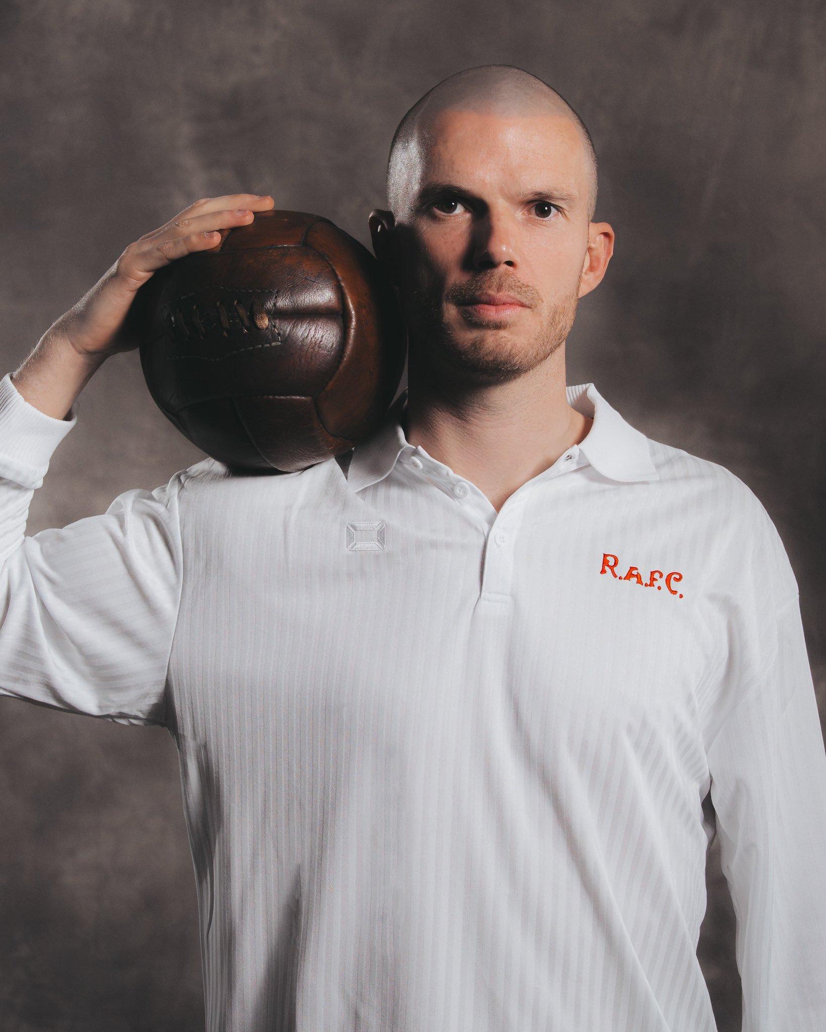 安特卫普发布145周年特别版球衣。球衣资讯贤聊球衣