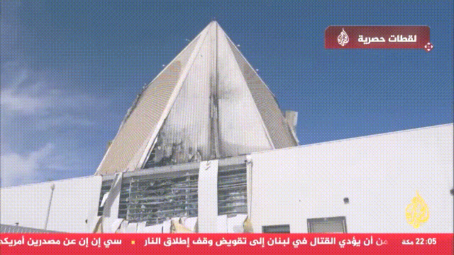 卡塔尔公开了铺路爪雷达的损失情况，美军铺路爪战略预警雷达的两个阵面上角明显都毁了