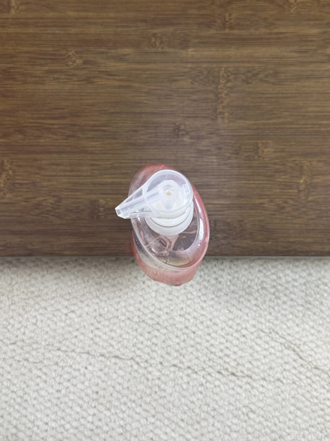 它喵的，用这么多沐浴露第一次用到这样的