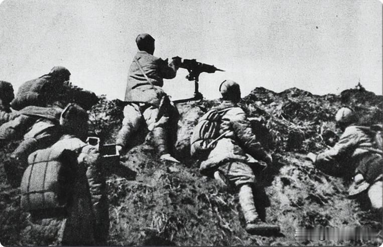 【八路军收复长治】
1938年4 月，日军集中 3 万多兵力，对抗日根据地腹地进