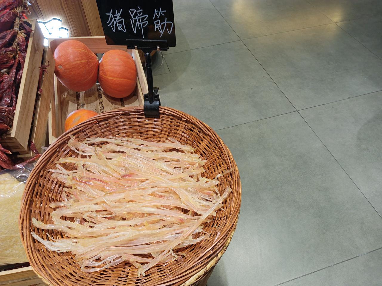 蹄筋味道不错，但做到精致不易。