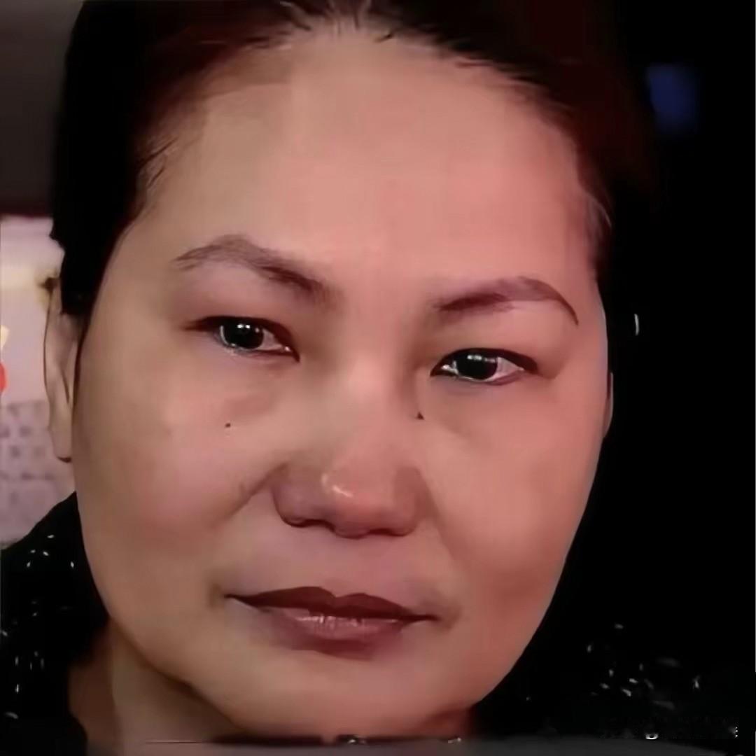 S妈否认私下要求具俊晔争遗产，还称自己快流落街头后，不少网友都在吐槽她卖惨太夸张
