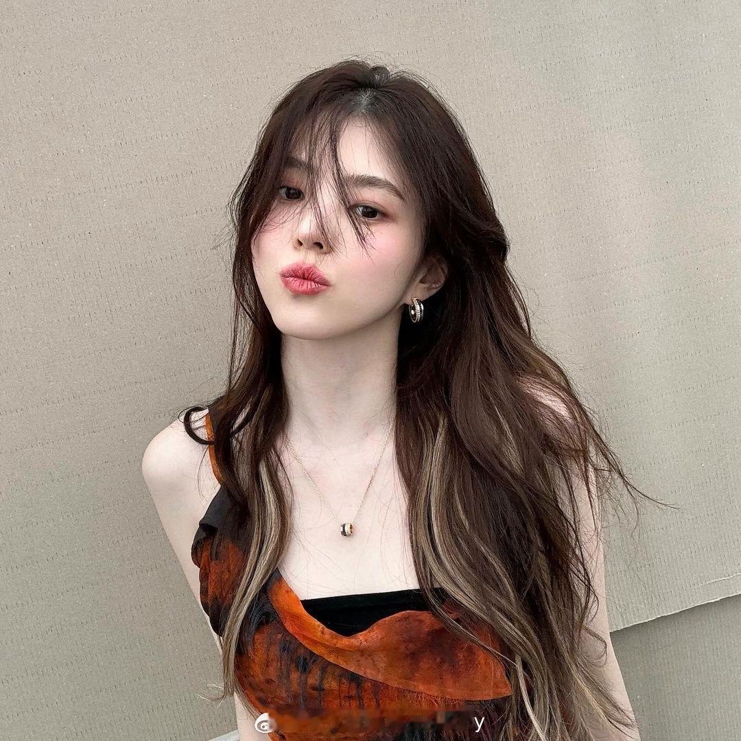 韩素希ins晒照，每张都是大美女！ ​​​
