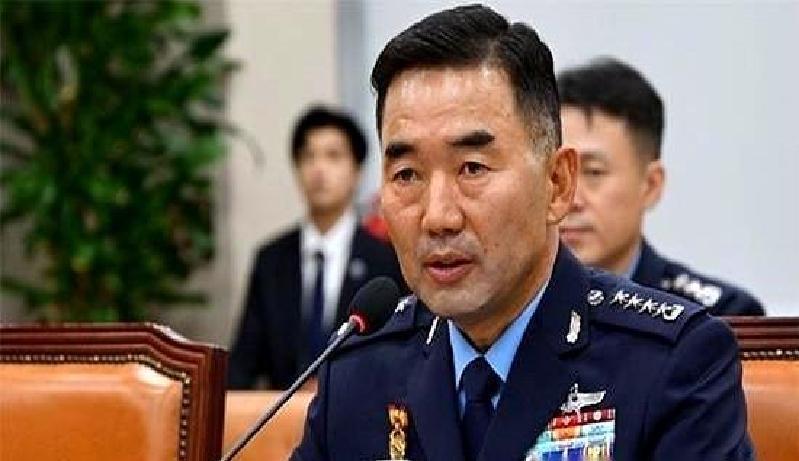 果不其然。
 
据多家媒体的说法，韩国方面突然宣布了对联合参谋本部的人事整顿计划