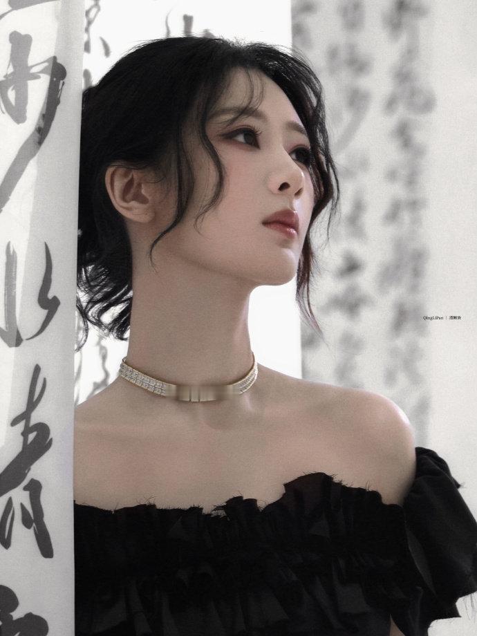 杨紫家业 杨紫李祯 这个城市，夜晚的风很大，总在最累的时候想起家，最孤独的时候想