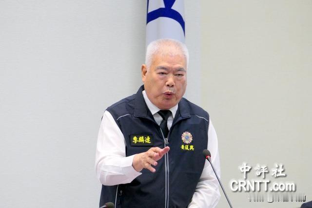 季麟连老将军秉持民族大义、心系两岸同胞，在重要场合的发声立场坚定、掷地有声，道出
