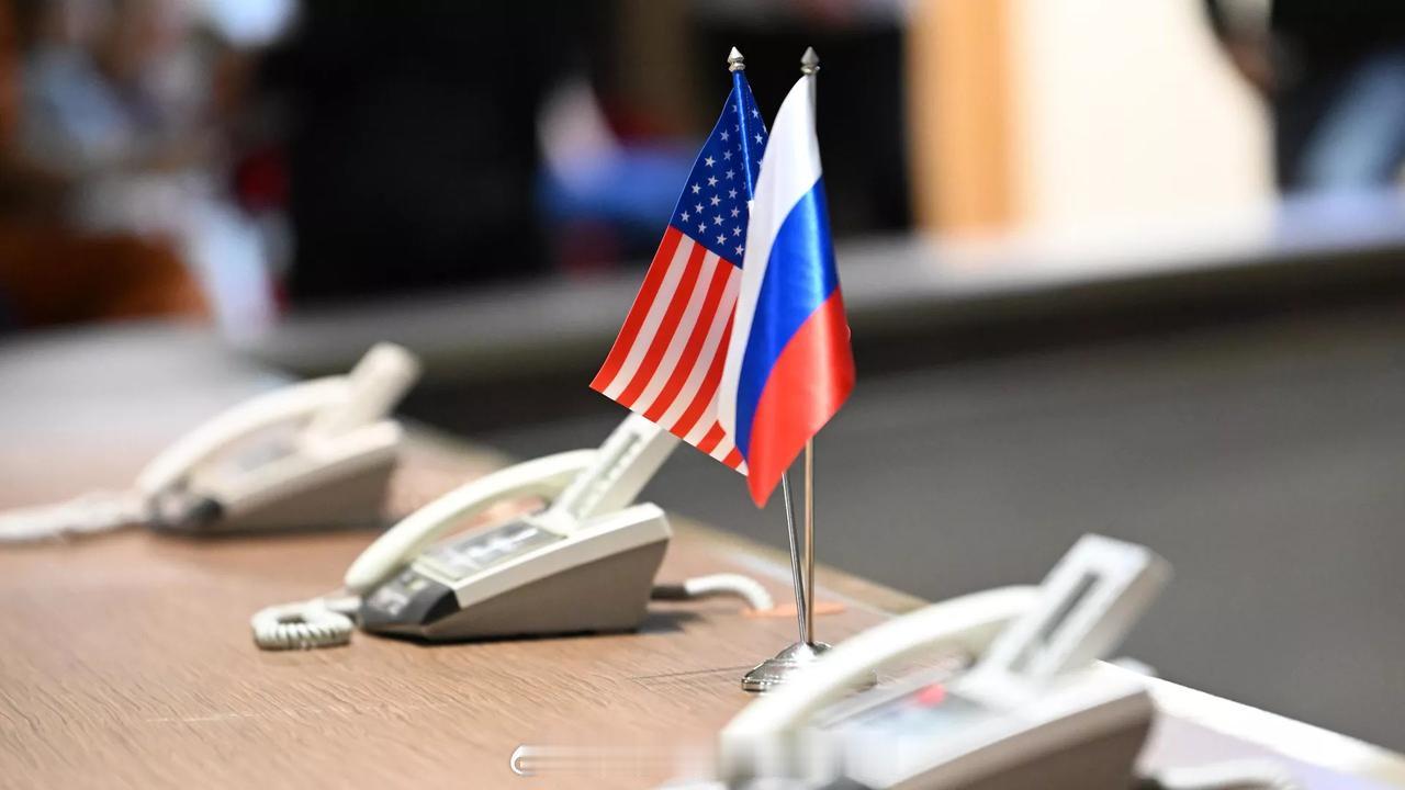 我相信俄罗斯的这份报告，特朗普确实一直想发展同俄罗斯的关系。据俄罗斯卫星通讯社报